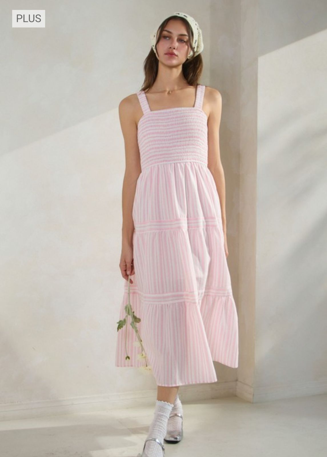 Vestido Midi Rosa Nube